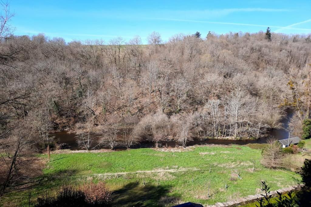 Studio Avec Vue Sur La Vezere Uzerche Exterior photo